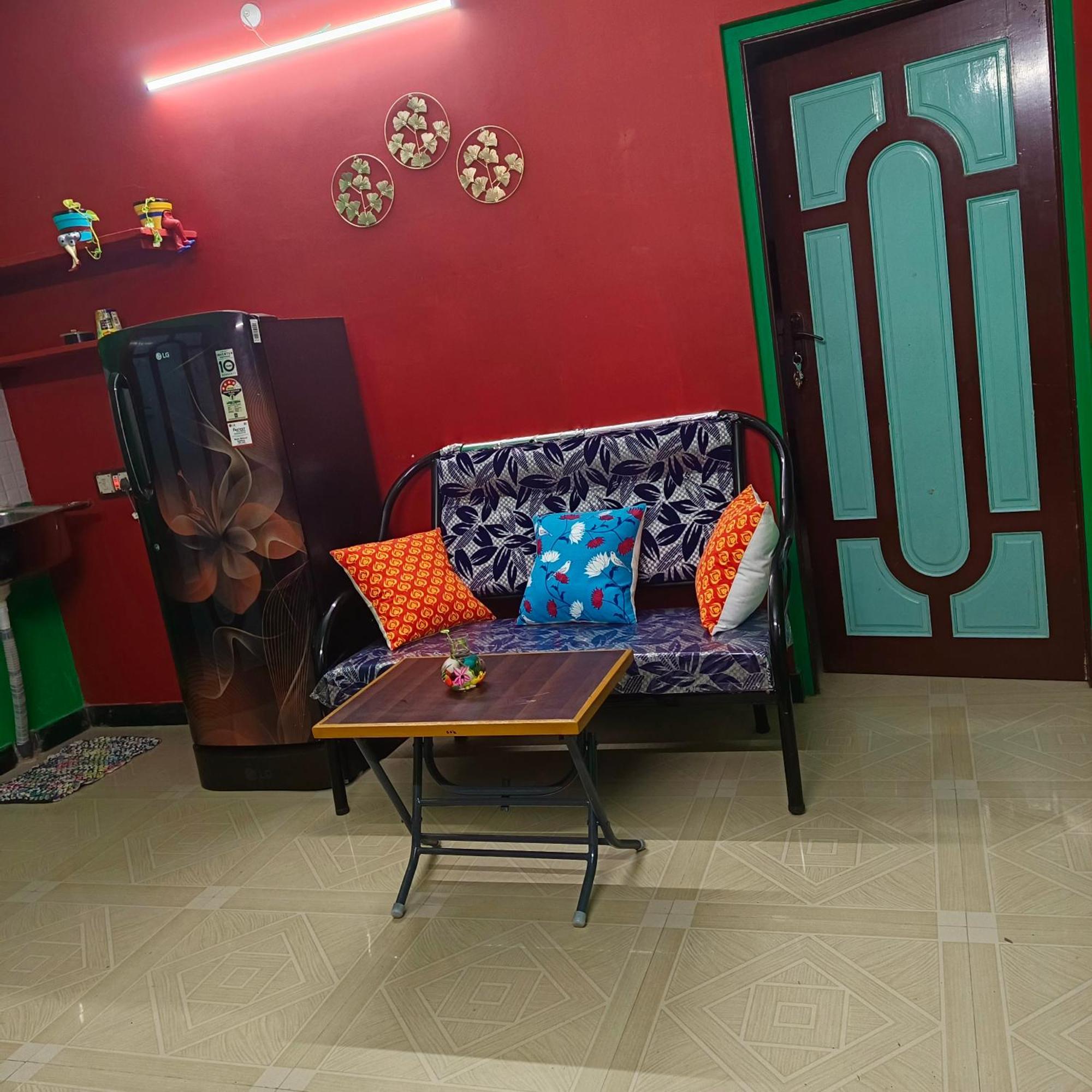 Blue Waves Homestay Puduccseri Kültér fotó