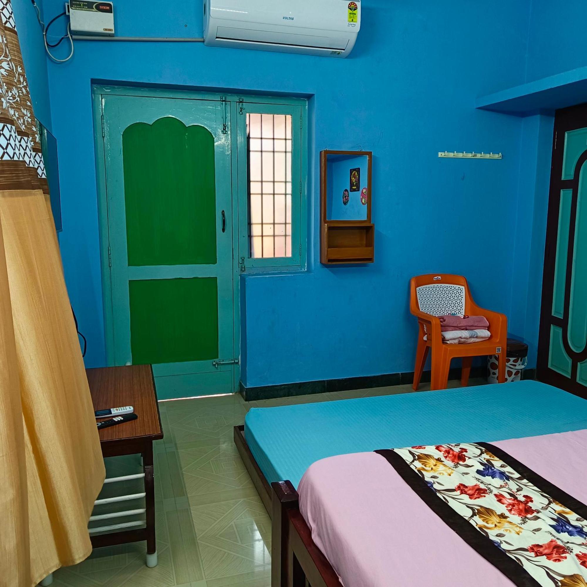 Blue Waves Homestay Puduccseri Kültér fotó