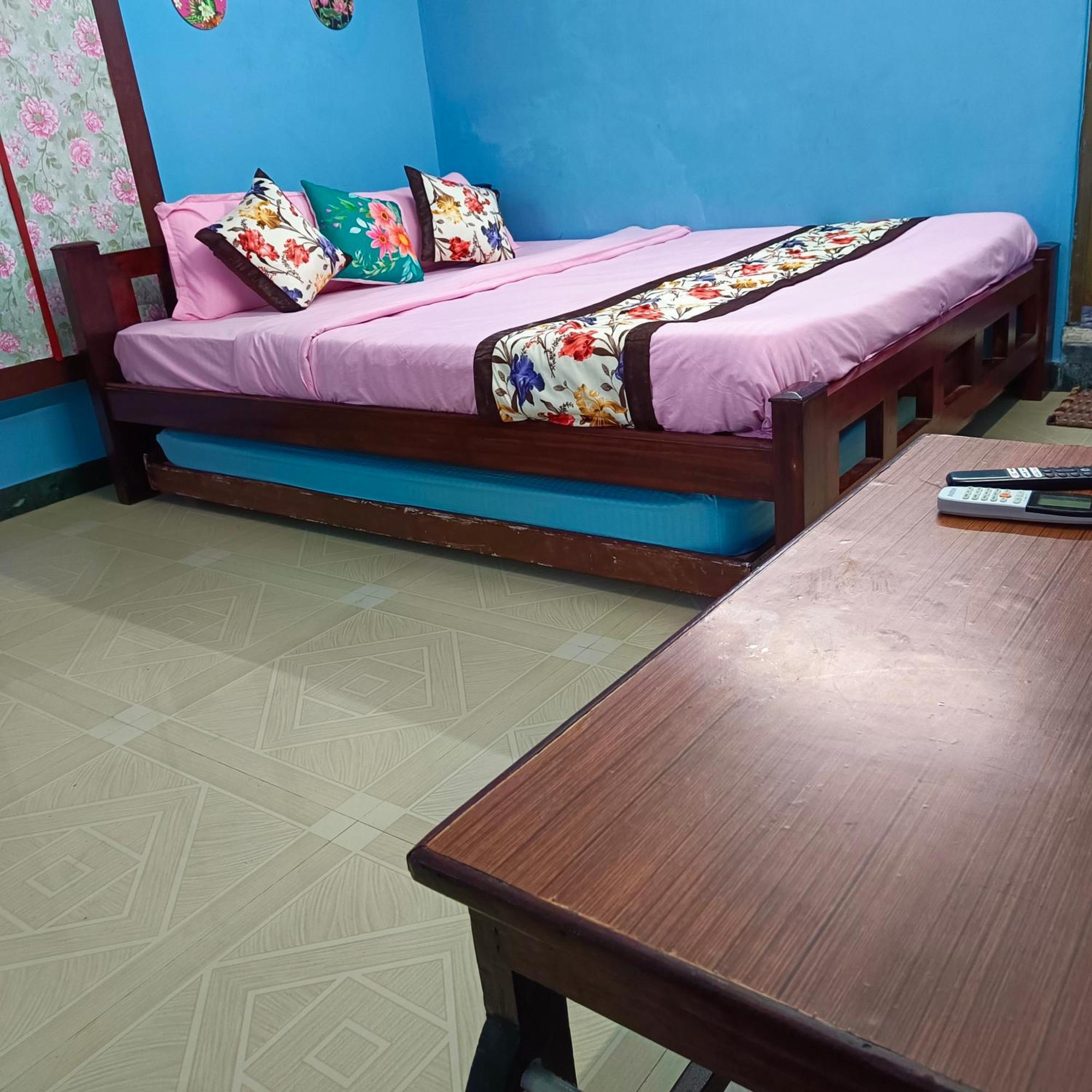 Blue Waves Homestay Puduccseri Kültér fotó