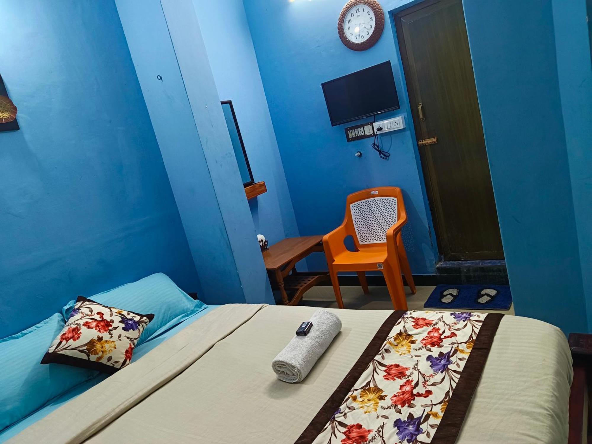Blue Waves Homestay Puduccseri Kültér fotó