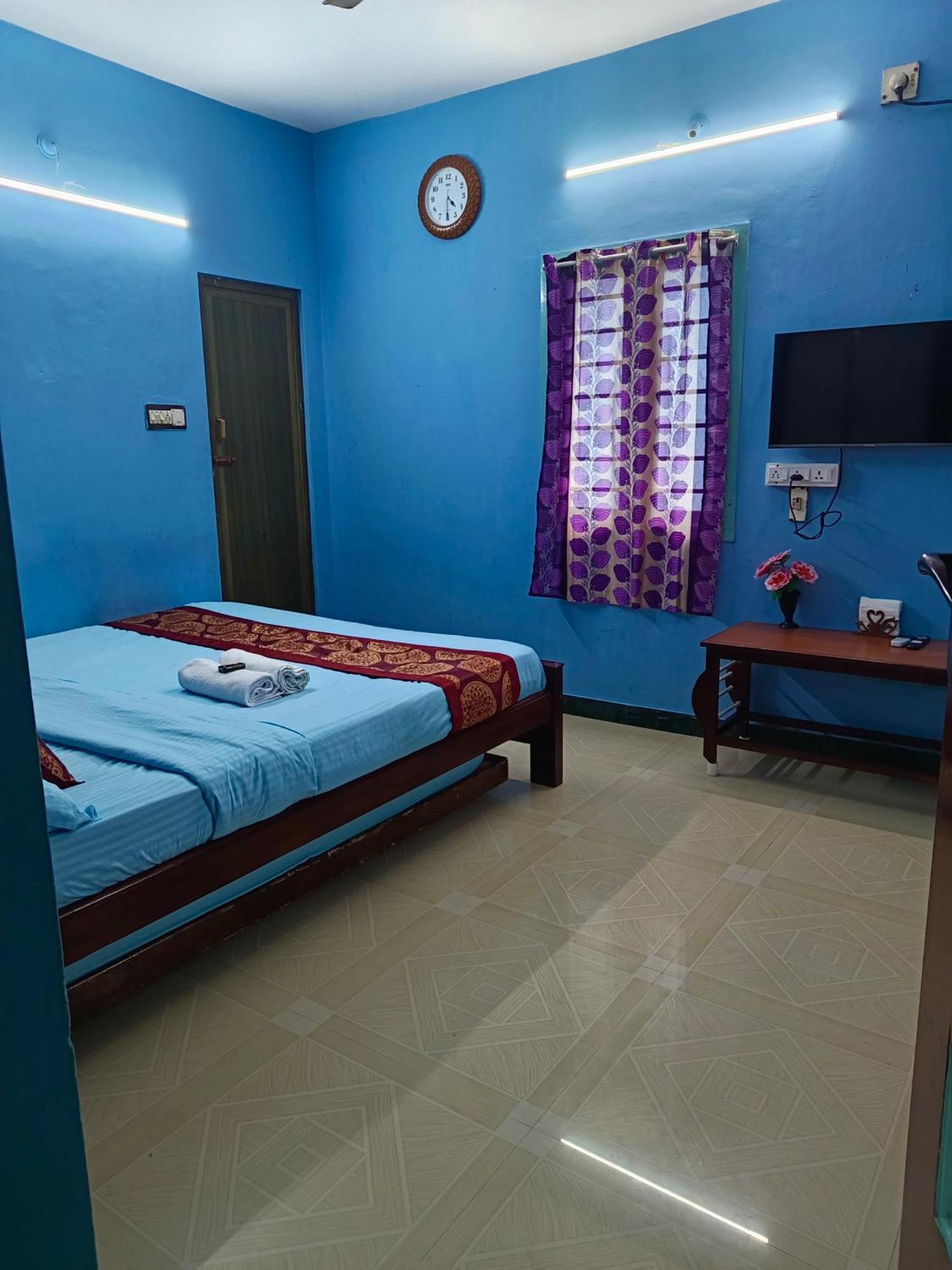 Blue Waves Homestay Puduccseri Kültér fotó